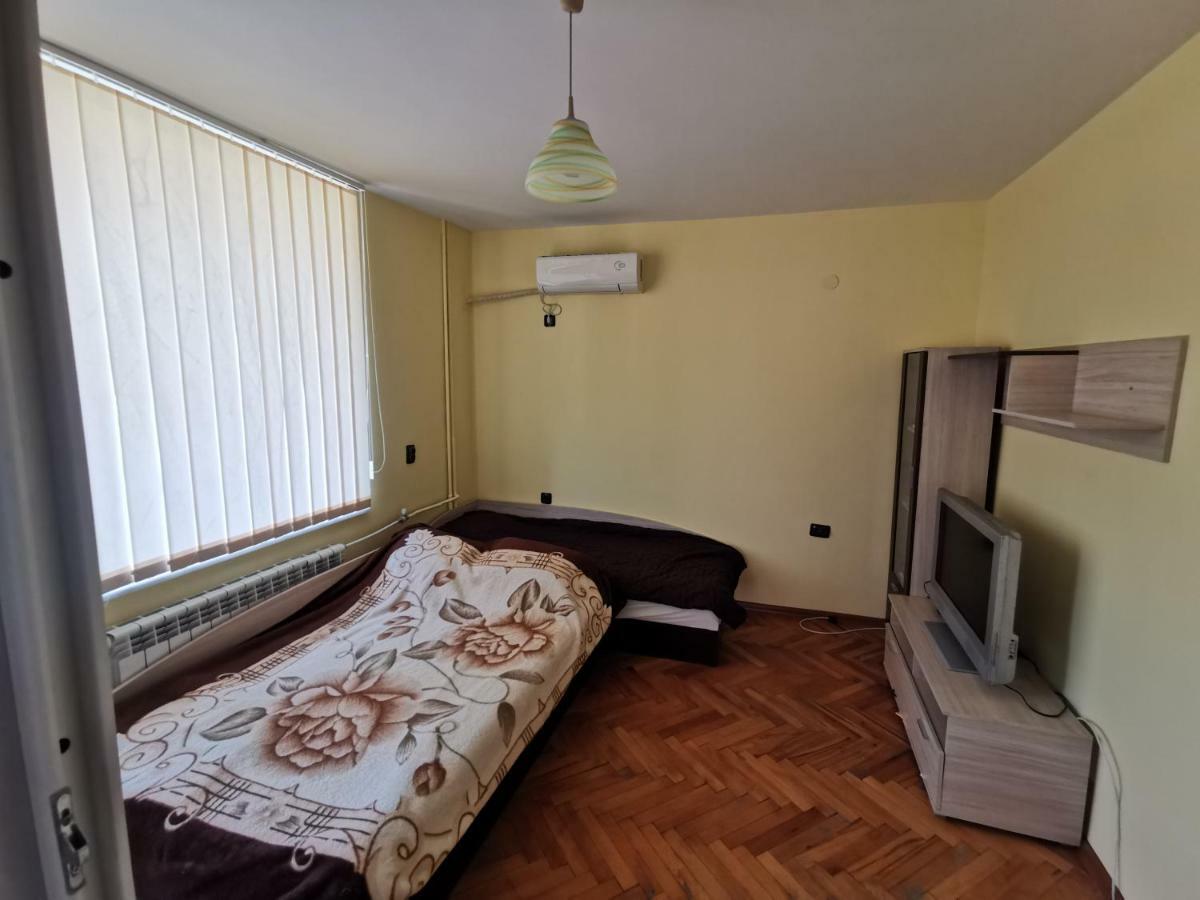 Mountain View Apartment Враца Екстериор снимка